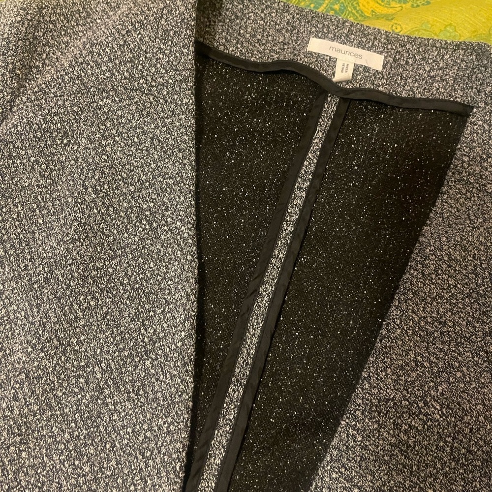 Women’s Maurice’s 3/4 Sleeve Open Front Blazer - Picture 2 of 5